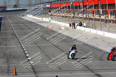 media/Jan-21-2023-Fastrack Riders (Sat) [[fcf3f88a30]]/Level 4/Session 2 Nascar 1/